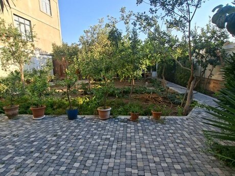 Əhmədlidə 10 otaqlı həyət evi satılır, 360 m², 980 000 AZN, şəkil 3 / 12