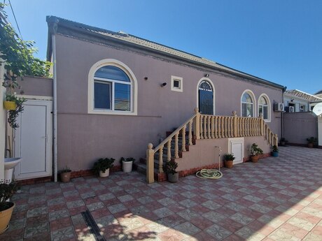 4 rooms · 130 m² · floor 1/1, Zabrat