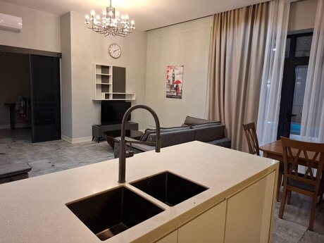 Buzovnada 4 otaqlı həyət evi kirayə verilir, 172 m², 1 500 AZN/ay, şəkil 2 / 12