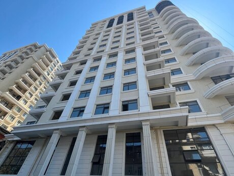 28 Mayda 2 otaqlı yeni tikili mənzil satılır, 78 m², 220 000 AZN, şəkil 2 / 10
