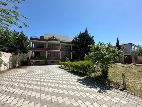 9 otaqlı ev, 950 m², Novxanı, 4 500 AZN