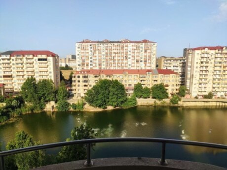 4 otaq · 180 m²