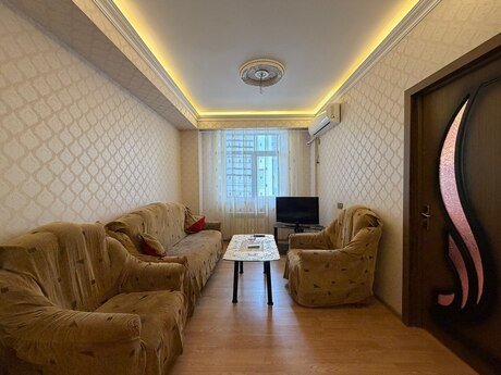 3 rooms · 72 m² · floor 4/5, Qurtuluş 93