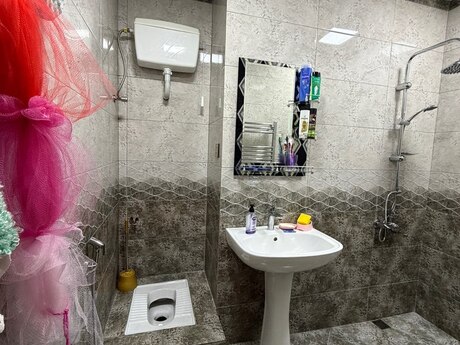 3-room new-build apartment for sale in Qurtuluş 93 residence, 72 m², 120 000 AZN, photo 5 / 12