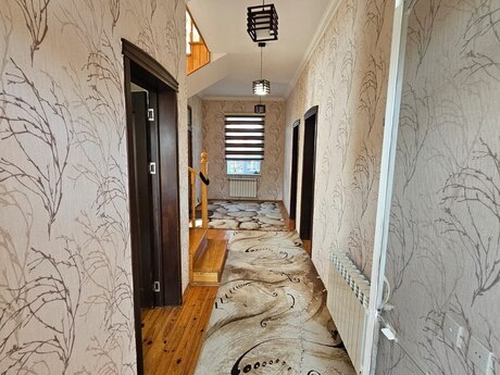 Ramanada 6 otaqlı həyət evi satılır, 200 m², 126 000 AZN, şəkil 2 / 12