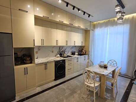 Yeni Ramanada 6 otaqlı həyət evi satılır, 200 m², 170 000 AZN, şəkil 4 / 11
