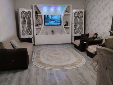 2 rooms · 80 m² · floor 1/1, Mikayıl Müşfiq küçəsi