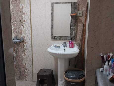 2-room house for sale in Mikayıl Müşfiq küçəsi, 80 m², 140 000 AZN, photo 2 / 8