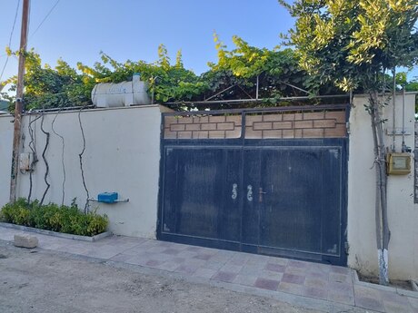 4 otaq · 90 m² · 1/1 mərtəbə, Ramana