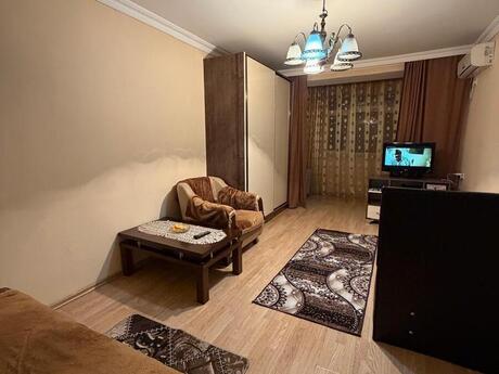 1 otaq · 35 m² · 4/5 mərtəbə, Həzi Aslanov