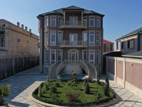 9 otaqlı ev, 580 m², Fatmayı, 300 000 AZN