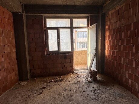 Qurtuluş 93 kompleksində 2 otaqlı yeni tikili mənzil satılır, 72 m², 76 000 AZN, şəkil 4 / 8