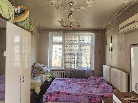Azadlıq Prospektidə 5 otaqlı köhnə tikili mənzil satılır, 130 m², 240 000 AZN, şəkil 2 / 12