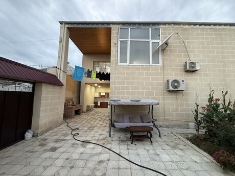 6 rooms · 400 m²