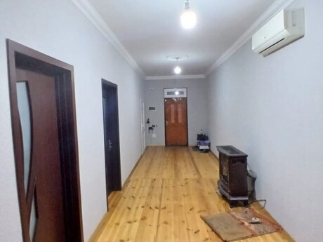 4 otaq · 180 m² · 1/1 mərtəbə, Xətai