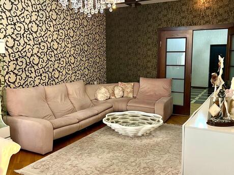 3-room new-build apartment for sale in İnşaatçılar, 117 m², 330 000 AZN, photo 2 / 12