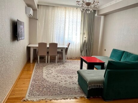 3 rooms · 80 m² · floor 3/6, Qurtuluş 93