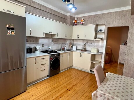 3-room new-build apartment for sale in Qurtuluş 93 residence, 80 m², 125 000 AZN, photo 2 / 12