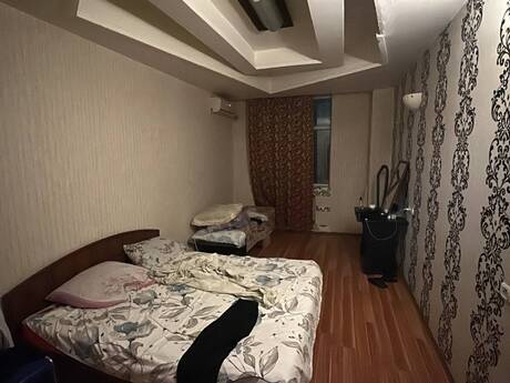 2 otaq · 62 m² · 12/18 mərtəbə, İnşaatçılar