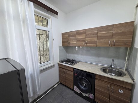 7-ci mikrorayonda 1 otaqlı köhnə tikili mənzil satılır, 40 m², 109 000 AZN, şəkil 5 / 12
