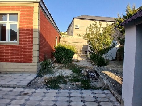 4 rooms · 130 m² · floor 1/1, Ramana