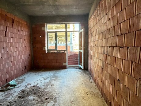 Qurtuluş 93 kompleksində 1 otaqlı yeni tikili mənzil satılır, 44 m², 49 000 AZN, şəkil 4 / 8