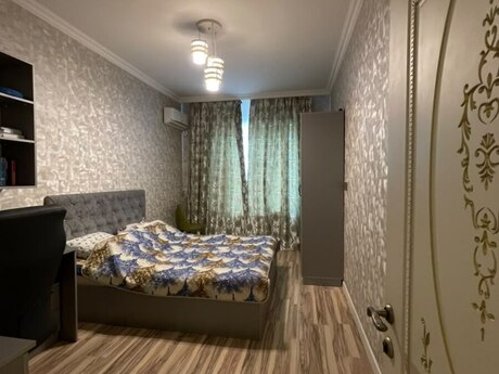 Novxanıda 8 otaqlı həyət evi satılır, 300 m², 390 000 AZN, şəkil 4 / 12