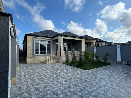 4 rooms · 140 m² · floor 1/1, Binə