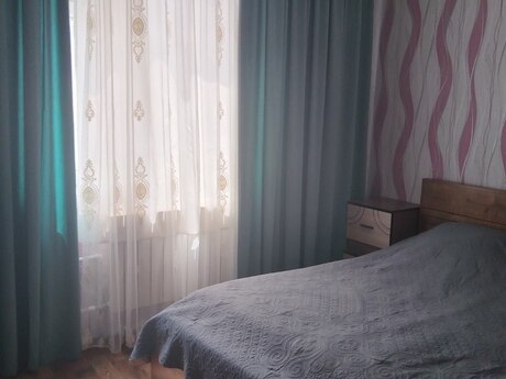 Yeni Günəşlidə 3 otaqlı köhnə tikili mənzil satılır, 60 m², 130 000 AZN, şəkil 3 / 7