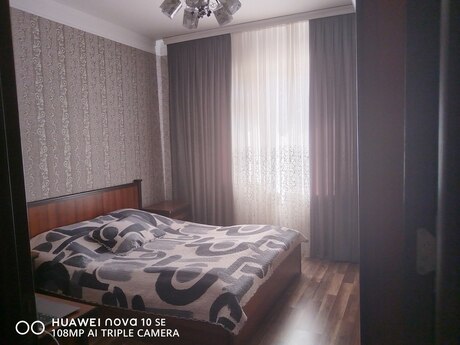 Yeni Günəşlidə 3 otaqlı köhnə tikili mənzil satılır, 60 m², 130 000 AZN, şəkil 4 / 7