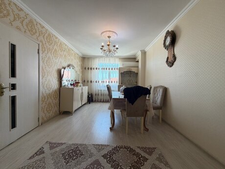 Qurtuluş 93 kompleksində 3 otaqlı yeni tikili mənzil satılır, 71 m², 70 000 AZN, şəkil 3 / 12