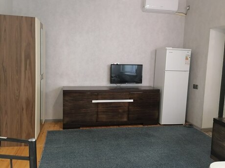 1-room house for rent in Badamdar, 40 m², 300 AZN/mo, photo 5 / 6