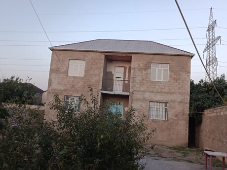 6-комнатный дом, 240 м², Şağan, 250 000 AZN