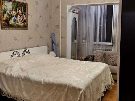 8-ci mikrorayonda 3 otaqlı köhnə tikili mənzil satılır, 82 m², 253 000 AZN, şəkil 4 / 12