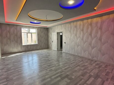 Binədə 3 otaqlı həyət evi satılır, 120 m², 85 000 AZN, şəkil 2 / 12