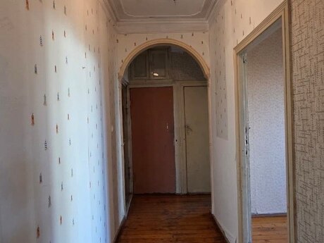 Bakıxanovda 2 otaqlı köhnə tikili mənzil satılır, 55 m², 145 000 AZN, şəkil 4 / 12