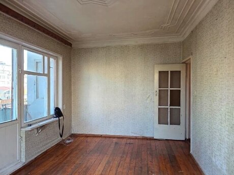 Bakıxanovda 2 otaqlı köhnə tikili mənzil satılır, 55 m², 145 000 AZN, şəkil 3 / 12