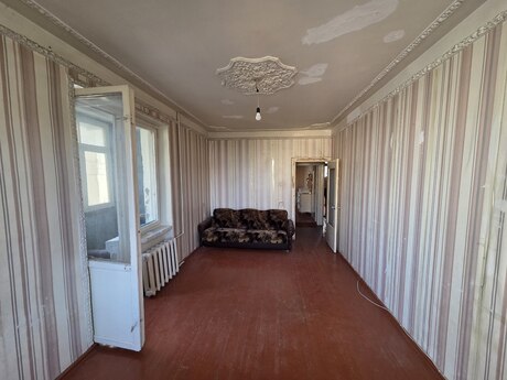 Azadlıq Prospektidə 2 otaqlı köhnə tikili mənzil satılır, 65 m², 168 000 AZN, şəkil 3 / 12