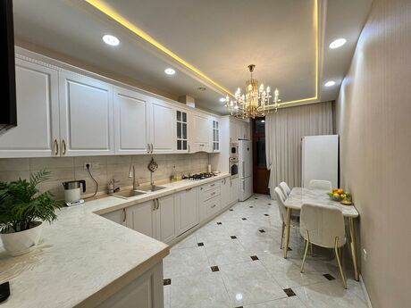 3 otaqlı mənzil, 134 m², Moskva prospekti, 300 000 AZN