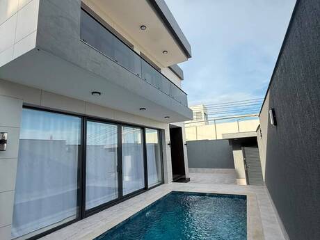 5-комн. · 240 m² · 1/1 этаж, Şıxov