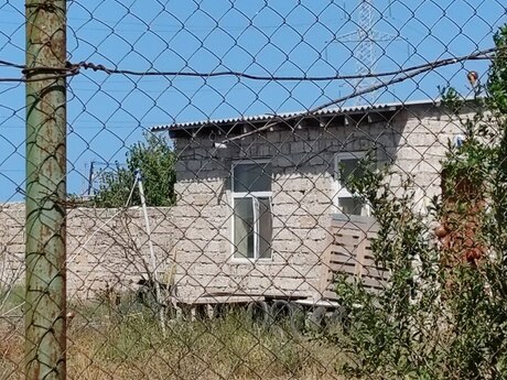 2 rooms · 200 m²