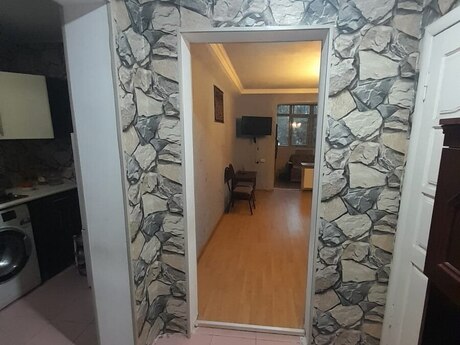 Hövsanda 1 otaqlı köhnə tikili mənzil satılır, 38 m², 75 000 AZN, şəkil 2 / 6