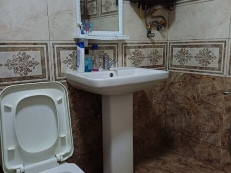 Abşeronda 1 otaqlı köhnə tikili mənzil kirayə verilir, 32 m², 350 AZN/ay, şəkil 4 / 10