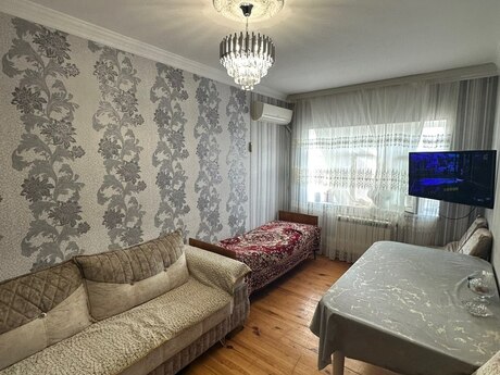 Продаётся 3-комнатная квартира в старом фонде, Lökbatan, 58 м², 110 000 AZN, фото 4 / 9