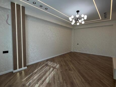 Xalqlar Dostluğunda 2 otaqlı yeni tikili mənzil satılır, 75 m², 240 000 AZN, şəkil 2 / 12