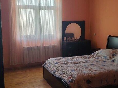 Qaraçuxurda 6 otaqlı həyət evi satılır, 120 m², 210 000 AZN, şəkil 4 / 9