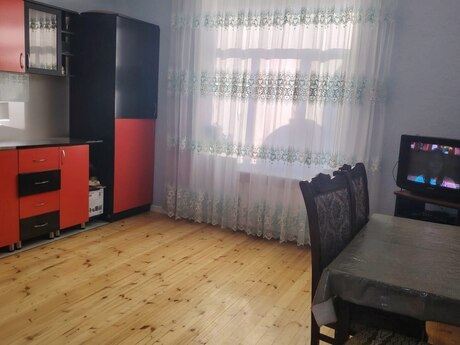 Qaraçuxurda 6 otaqlı həyət evi satılır, 120 m², 210 000 AZN, şəkil 3 / 9