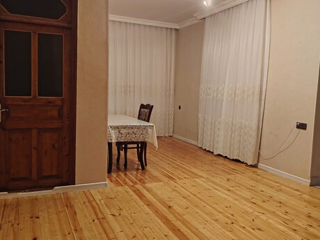 Qaraçuxurda 6 otaqlı həyət evi satılır, 120 m², 210 000 AZN, şəkil 2 / 9