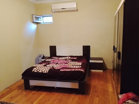 4-room house for sale in İçəri Şəhər, 135 m², 130 000 AZN, photo 2 / 9