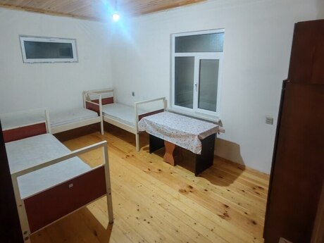 Nərimanovda 6 otaqlı həyət evi kirayə verilir, 50 m², 130 AZN/ay, şəkil 3 / 6